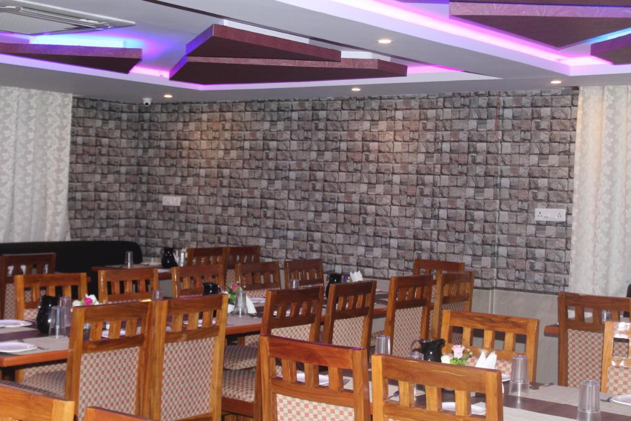 Golden Pride Hotel Kanakapura Exterior foto